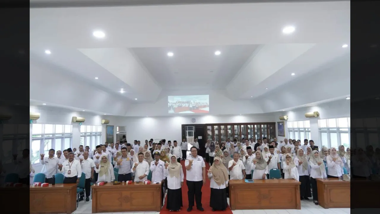 Suasana Rakor Inovasi  dan Penandatanganan Perjanjian Kinerja Inovasi di  Pemkab Tanah Datar, Rabu (15/7/2026)